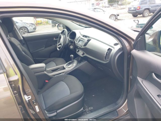 KNDPBCAC4E7612106 KIA Sportage Lx