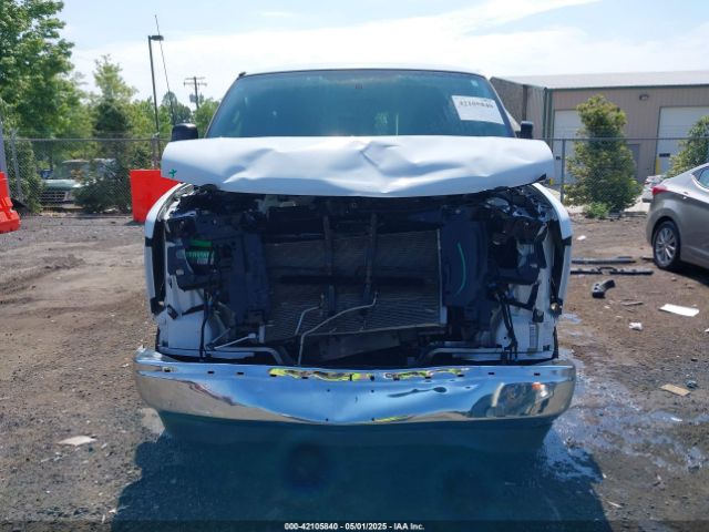 1GCWGAFG0J1909366 Chevrolet Express 2500 Work Van