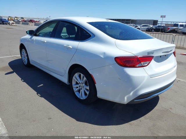 Chrysler 200 Limited 2015 1C3CCCAB7FN752316 Image 3