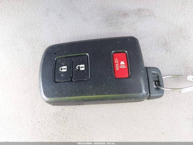 JTDZN3EU2HJ058977 Toyota Prius V Two