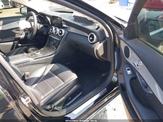 55SWF8DB9KU291393 Mercedes-Benz C 300