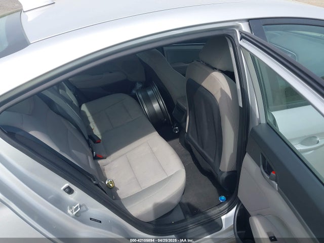 5NPD84LF0JH221829 Hyundai ELANTRA SEL