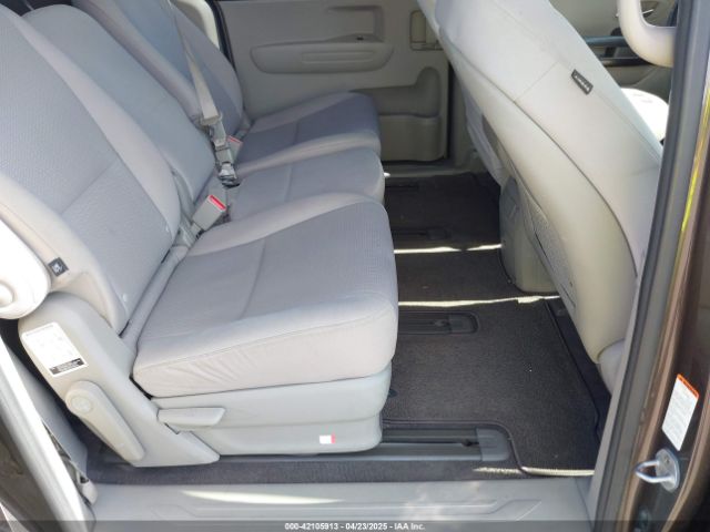 KNDMB5C13G6168106 KIA SEDONA LX