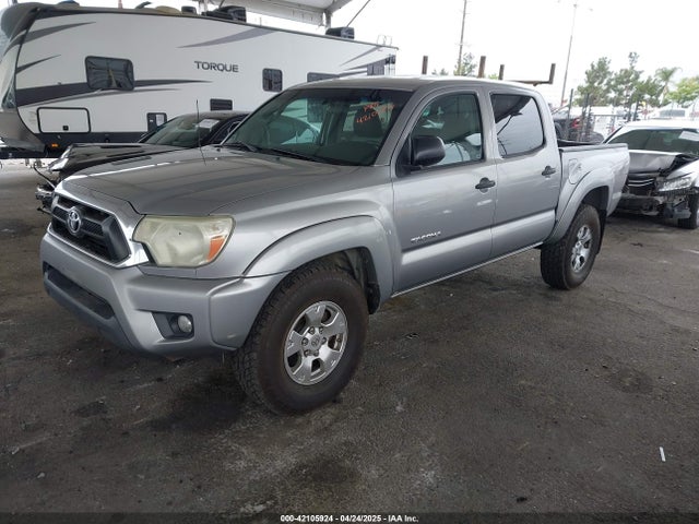 3TMJU4GN3FM186933 Toyota Tacoma Prerunner V6