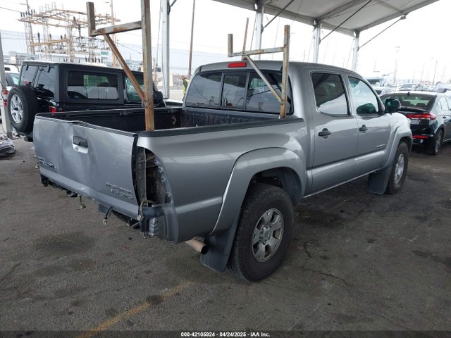 3TMJU4GN3FM186933 Toyota Tacoma Prerunner V6