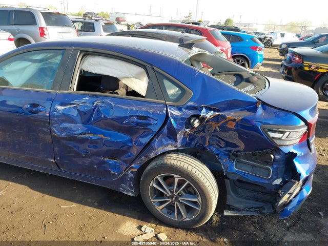 3KPF24AD5PE518555 KIA Forte Lxs