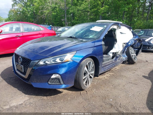 1N4BL4CV2KN318566 Nissan Altima 2.5 Sr