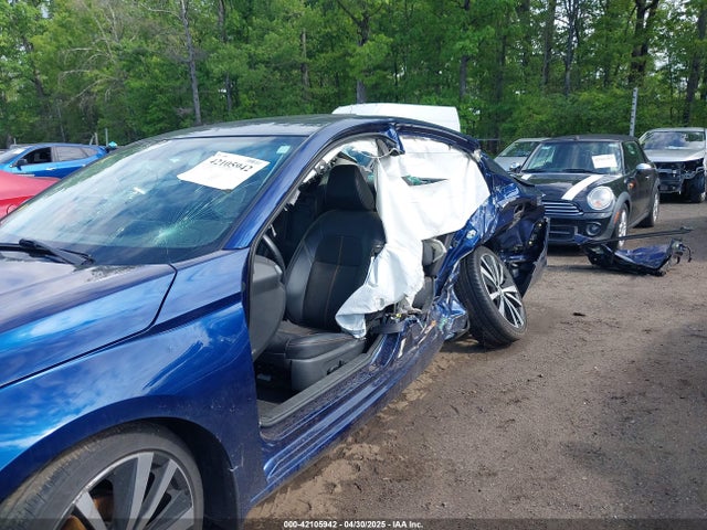 1N4BL4CV2KN318566 Nissan Altima 2.5 Sr