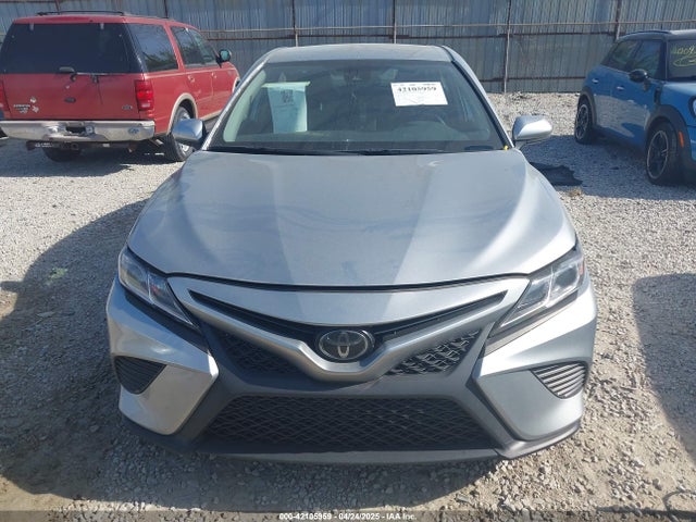 4T1B11HK1KU827577 Toyota CAMRY SE