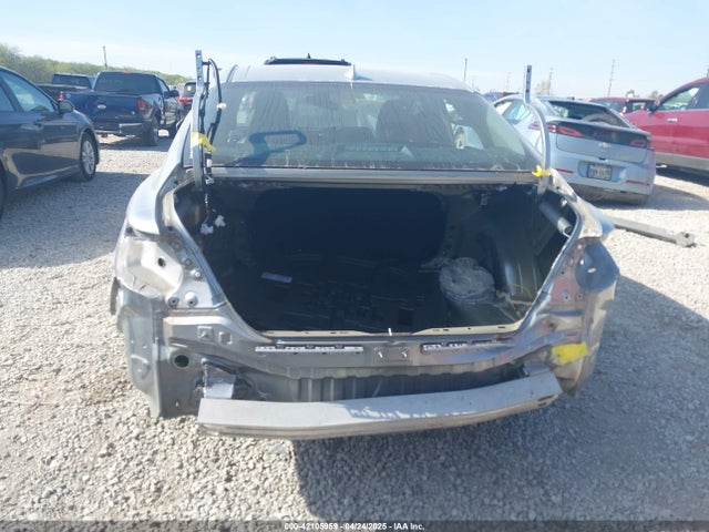 4T1B11HK1KU827577 Toyota CAMRY SE