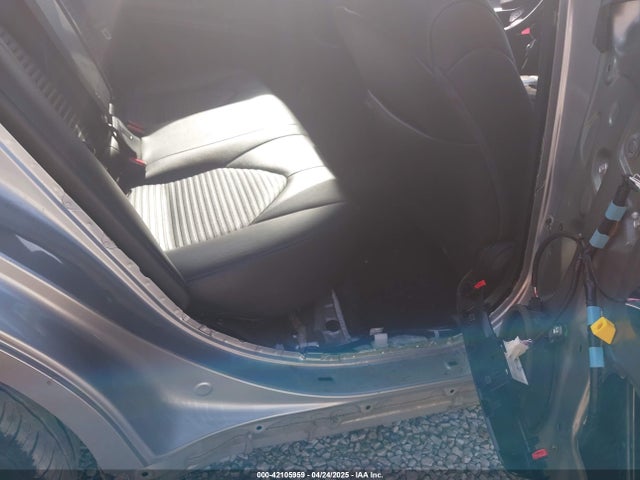 4T1B11HK1KU827577 Toyota CAMRY SE