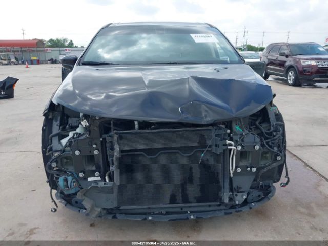 2C4RC1FG2JR129163 Chrysler Pacifica Touring Plus