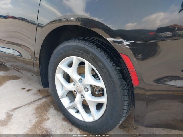 2C4RC1FG2JR129163 Chrysler Pacifica Touring Plus