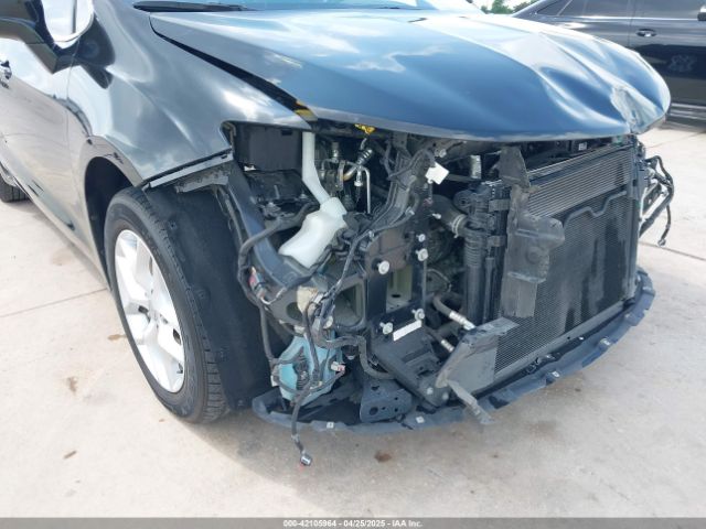 2C4RC1FG2JR129163 Chrysler Pacifica Touring Plus