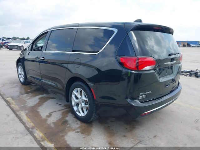 2C4RC1FG2JR129163 Chrysler Pacifica Touring Plus