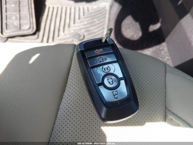 3FA6P0RU6HR375551 Ford Fusion Hybrid Titanium