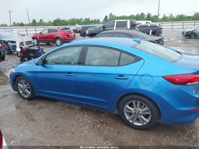 5NPD84LF9JH364651 Hyundai ELANTRA SEL