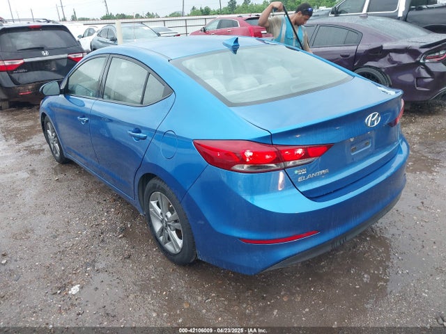 5NPD84LF9JH364651 Hyundai ELANTRA SEL