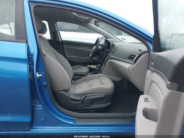5NPD84LF9JH364651 Hyundai ELANTRA SEL