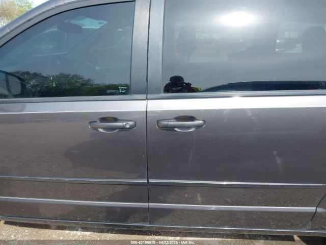 2C4RDGBG5FR671841 Dodge Grand Caravan Se Plus