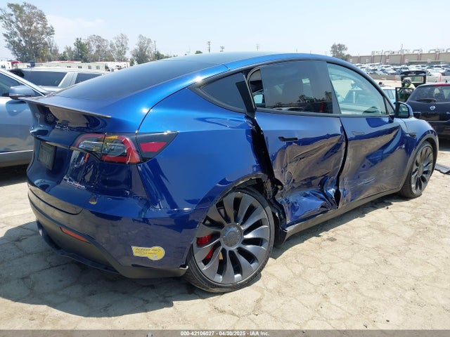 7SAYGDEF7NF393235 Tesla Model Y Performance Dual Motor All-wheel Drive