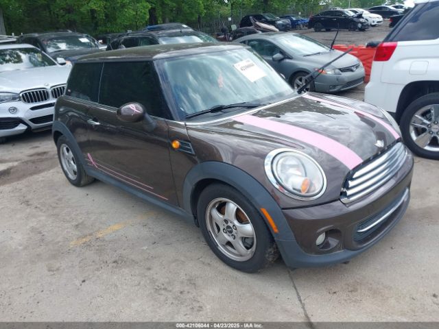 2011 MINI COOPER WMWSU3C59BT099700 Photo 0