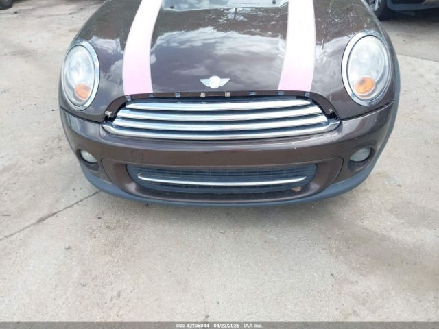 2011 MINI COOPER WMWSU3C59BT099700 Photo 5