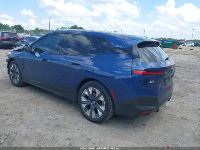 2024 BMW IX WB523CF01RCP01968 Photo 2