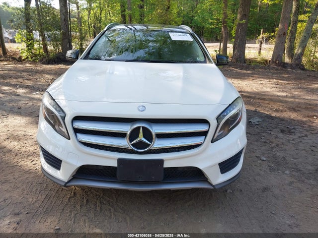 WDCTG4GB0FJ077648 Mercedes-Benz Gla 250 4matic