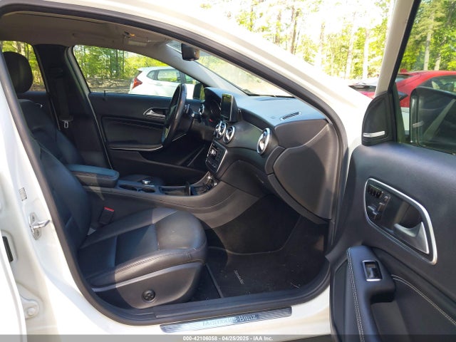 WDCTG4GB0FJ077648 Mercedes-Benz Gla 250 4matic