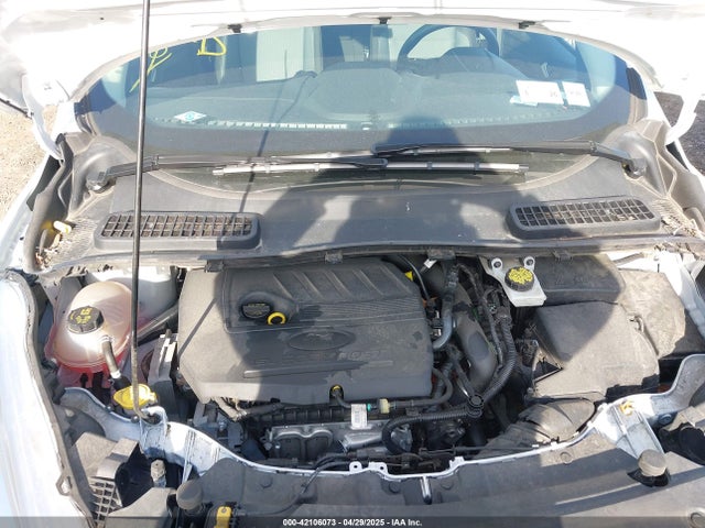 1FMCU9GD9JUD40509 Ford ESCAPE SE