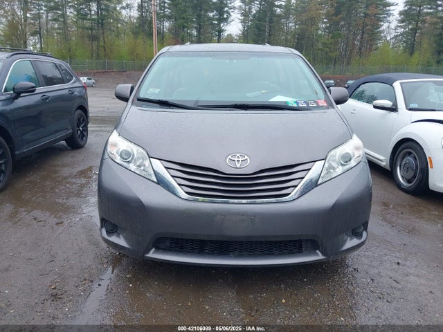 Toyota Sienna Le 8 Passenger 2015 5TDKK3DCXFS530765 Image 13