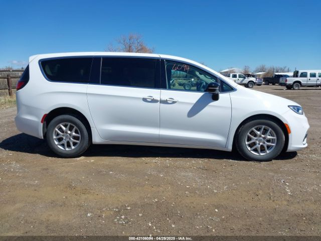 2C4RC1BG4RR129831 Chrysler Pacifica Touring L
