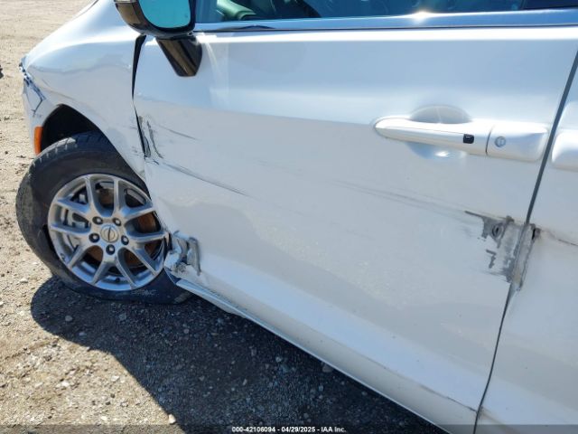 2C4RC1BG4RR129831 Chrysler Pacifica Touring L