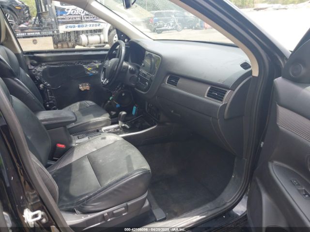 2019 MITSUBISHI OUTLANDER JA4AD3A32KZ014039 Photo 4