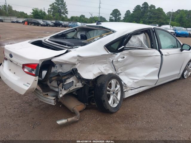 3FA6P0HD0JR231758 Ford 2018