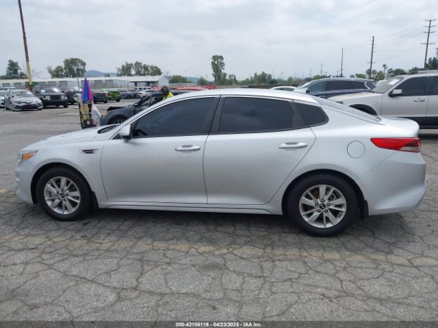 KNAGT4L3XG5111796 KIA Optima Lx