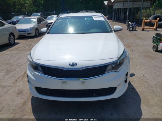 5XXGT4L32JG219402 KIA Optima Lx