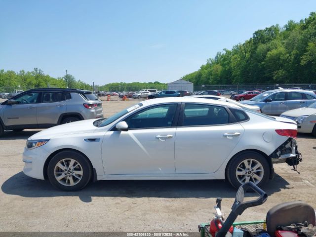 5XXGT4L32JG219402 KIA Optima Lx
