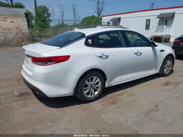 5XXGT4L32JG219402 KIA Optima Lx