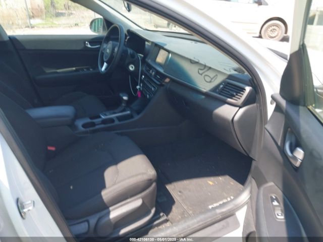5XXGT4L32JG219402 KIA Optima Lx