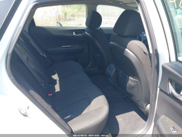 5XXGT4L32JG219402 KIA Optima Lx