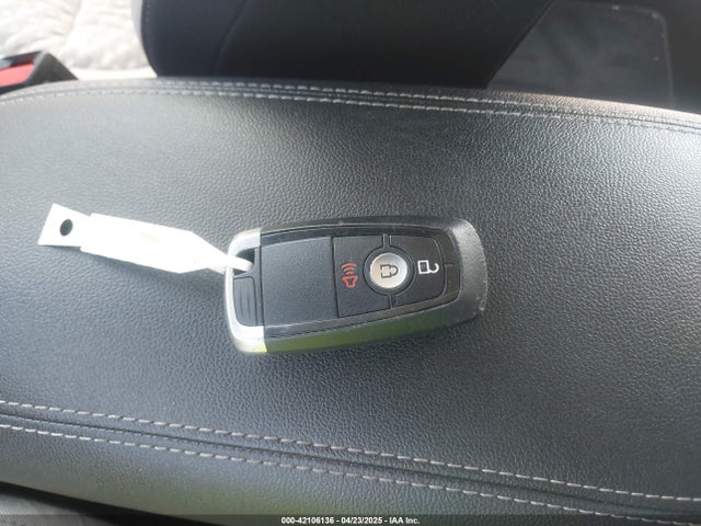 1FMCU9G6XLUA25108 Ford ESCAPE SE