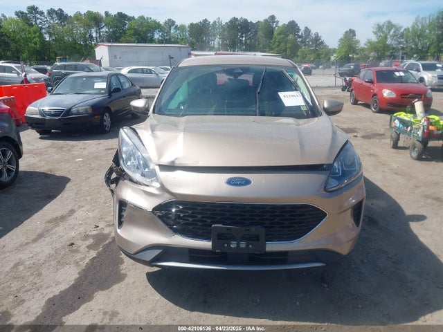 1FMCU9G6XLUA25108 Ford ESCAPE SE