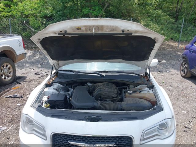 2C3CCAAG1FH904230 Chrysler 300 Limited