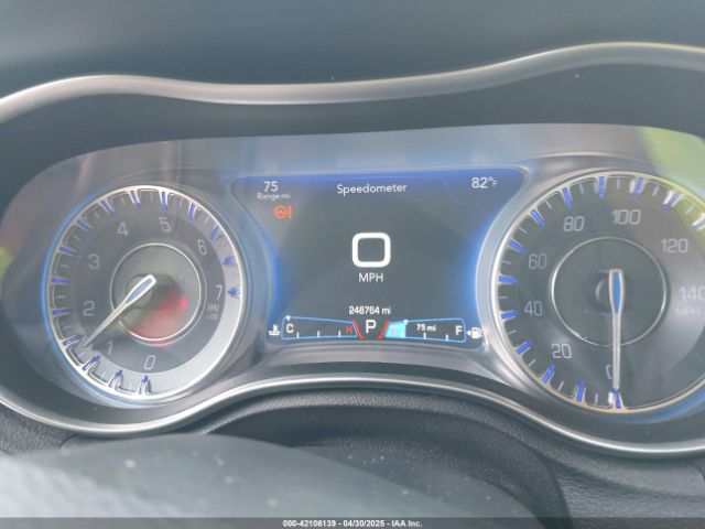 2C3CCAAG1FH904230 Chrysler 300 Limited