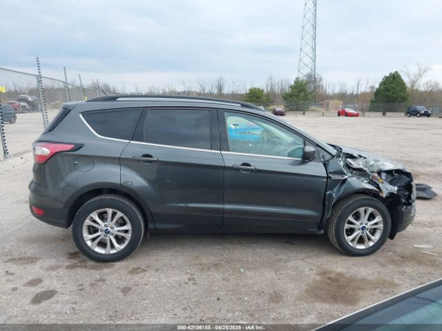 1FMCU0GD6JUA18146 Ford ESCAPE SE