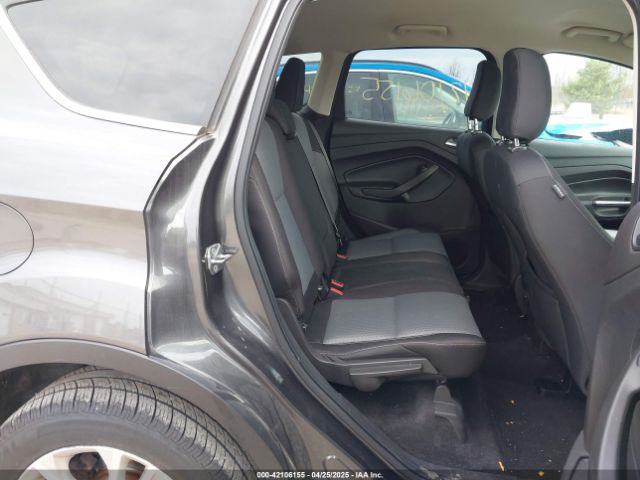 1FMCU0GD6JUA18146 Ford ESCAPE SE