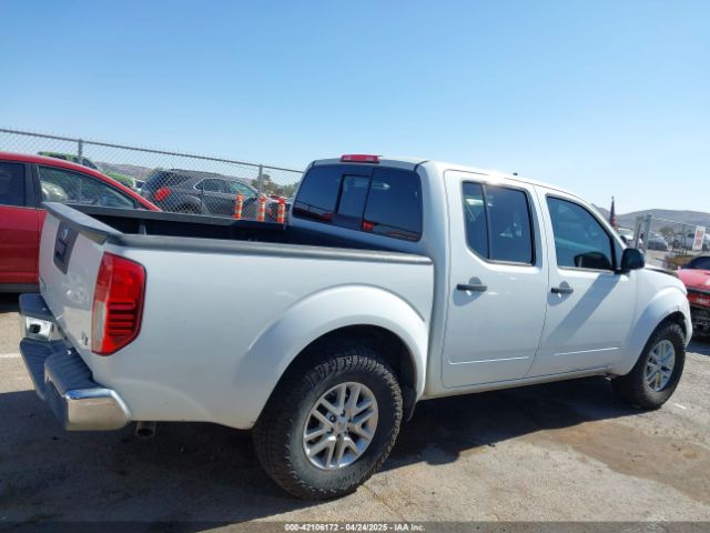 1N6AD0ER3GN738949 Nissan 2016