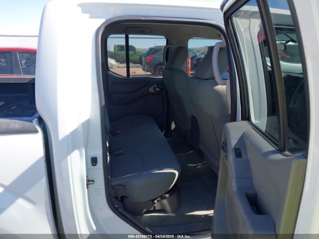 1N6AD0ER3GN738949 Nissan 2016
